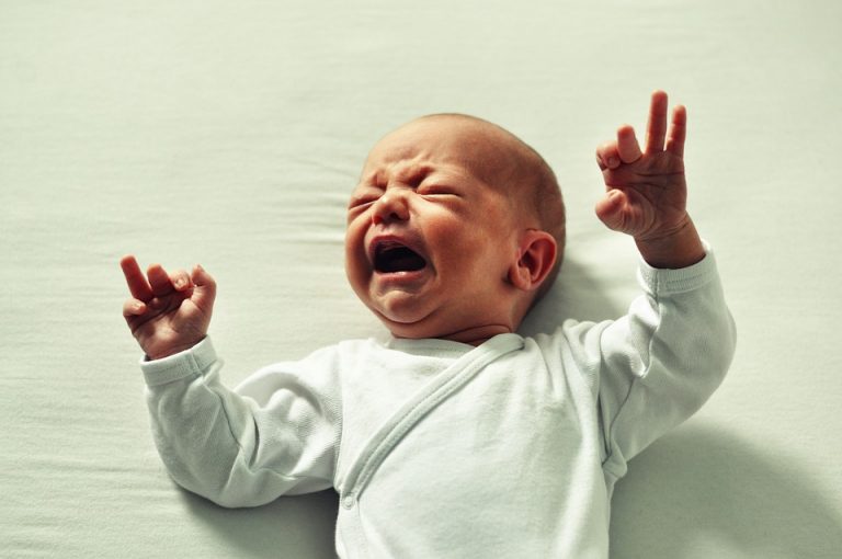 Come calmare il neonato con la tecnica Hamilton