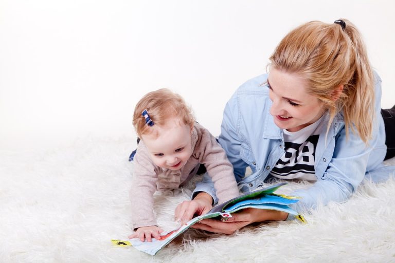 come aiutare i bambini a parlare